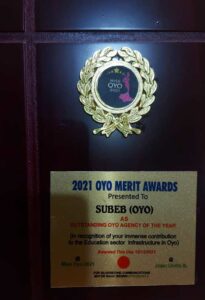 Oyosubeb-Award-205x300.jpg