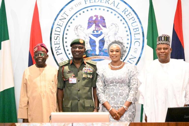 Army-Chief-Wears-New-Rank-1