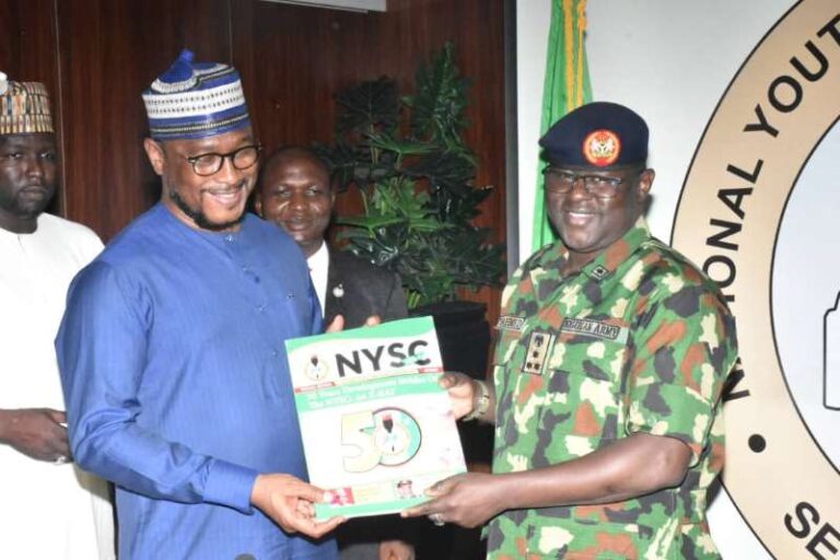 ZAMFARA-GOVERNOR-VISITS-NYSC-1