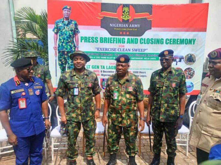 Army-Chief-Declares-Ikeja-Cantonment-Free-1