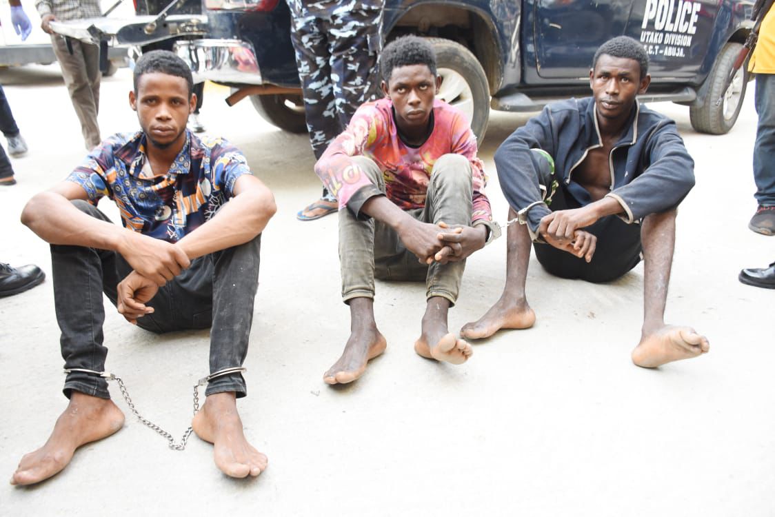 FCT POLICE ARREST THREE BANDIT SUSPECTS (1)