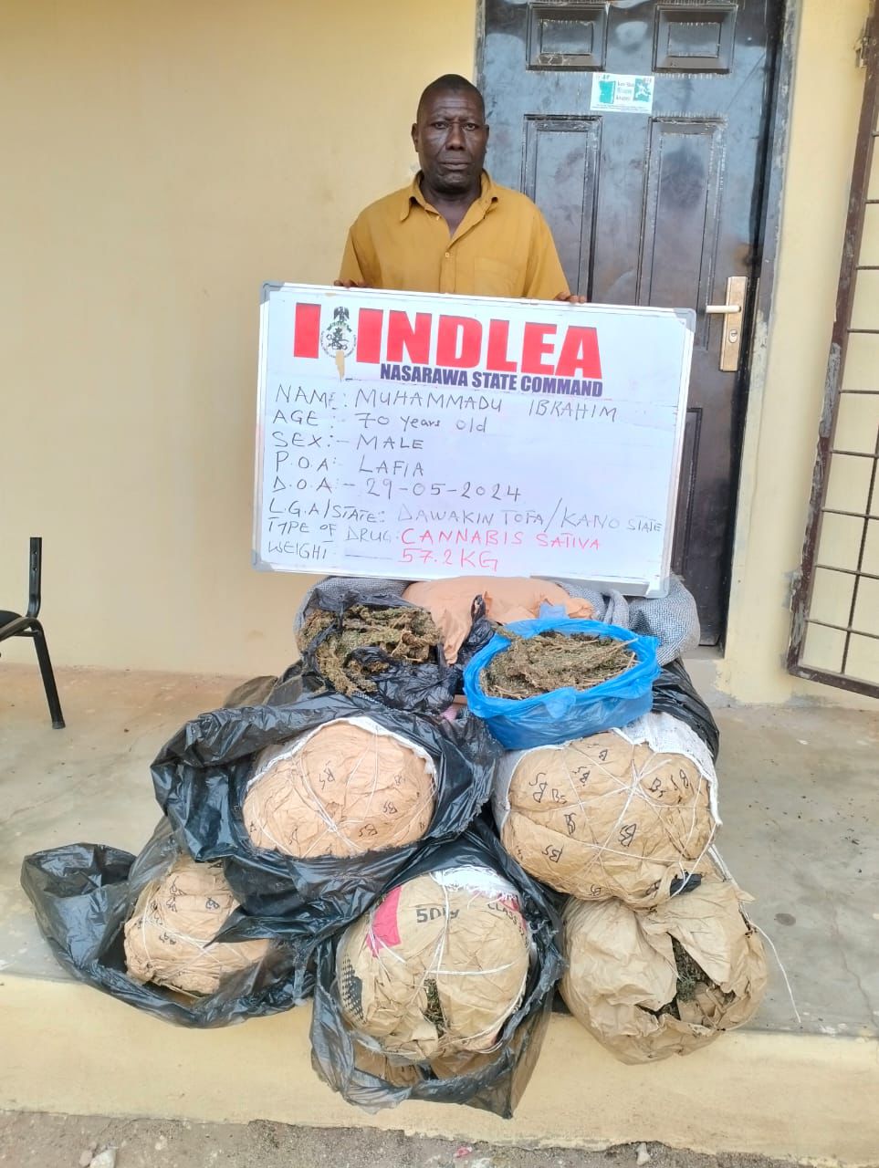 NDLEA ARRESTS 70-YEAR-OLD GRANDPA (1)