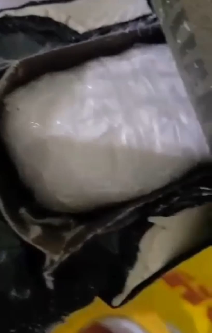 COCAINE CONCEALED IN SHOE SOLES (1)