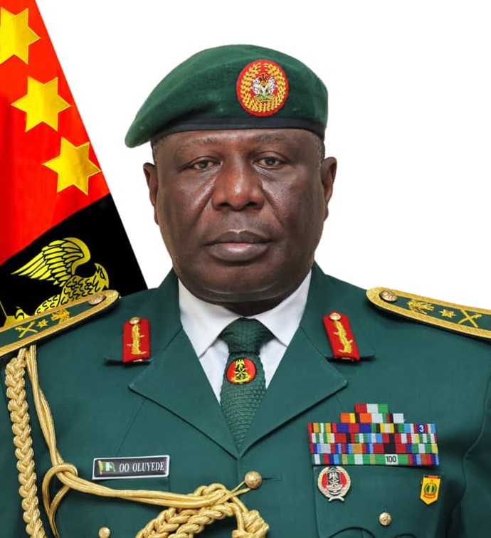 COAS Lt Gen OO Oluyede 2