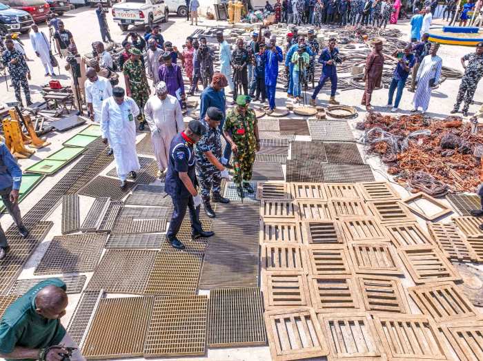 FCT POLICE, JTF ARREST 31 VANDALS (4)