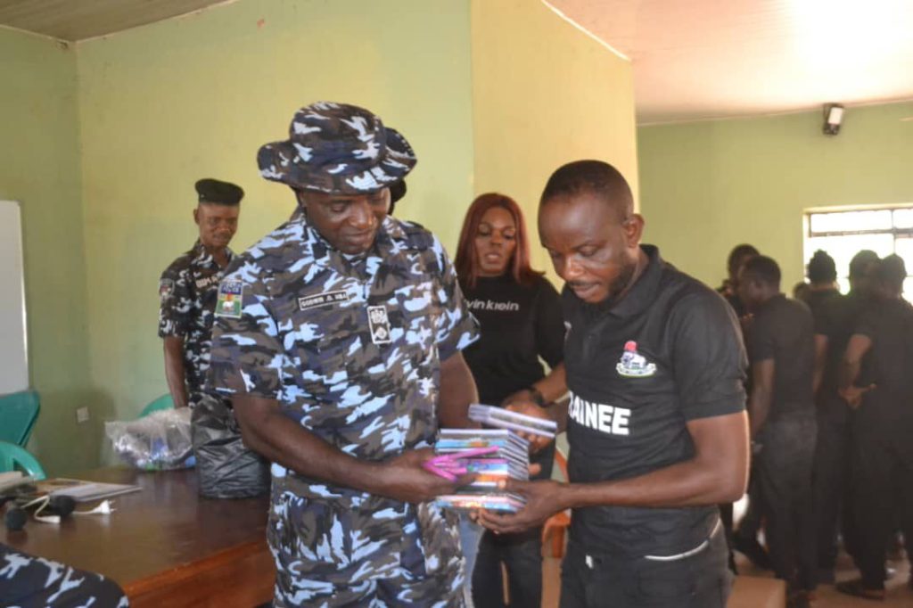 POLICE TO COMMENCE TRAINING