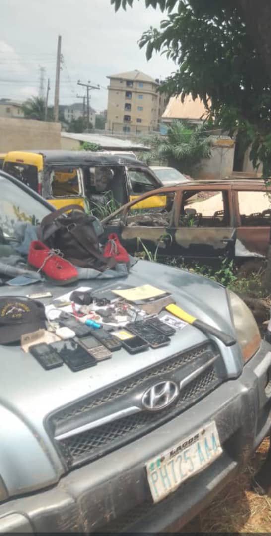 ANAMBRA POLICE RECOVERS STOLEN VEHICLES