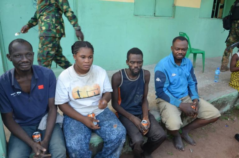 TROOPS RESCUE 11 HOSTAGES IN MAJOR OFFENSIVE