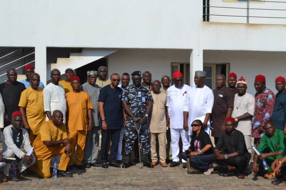 ANAMBRA CP MEETS TOWN UNION LEADERS 1