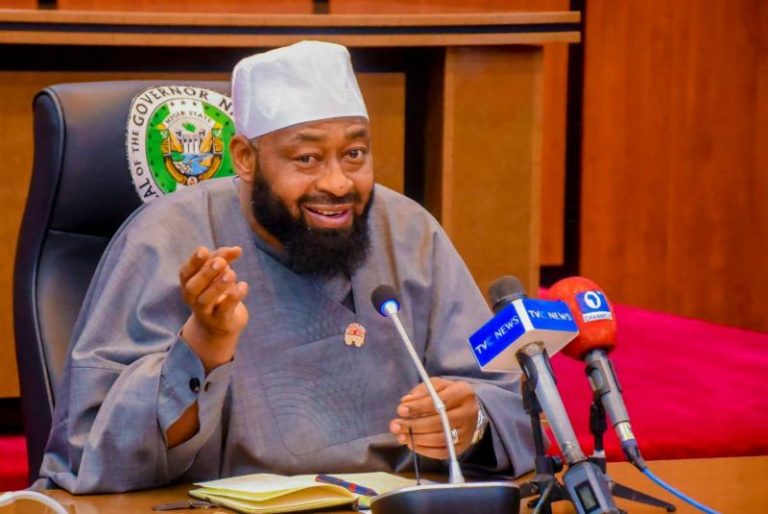 GOV BAGO SEEKS FORWARD