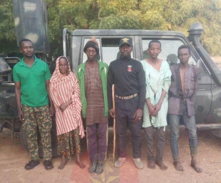 TROOPS RESCUE SIX KIDNAP VICTIMS 2
