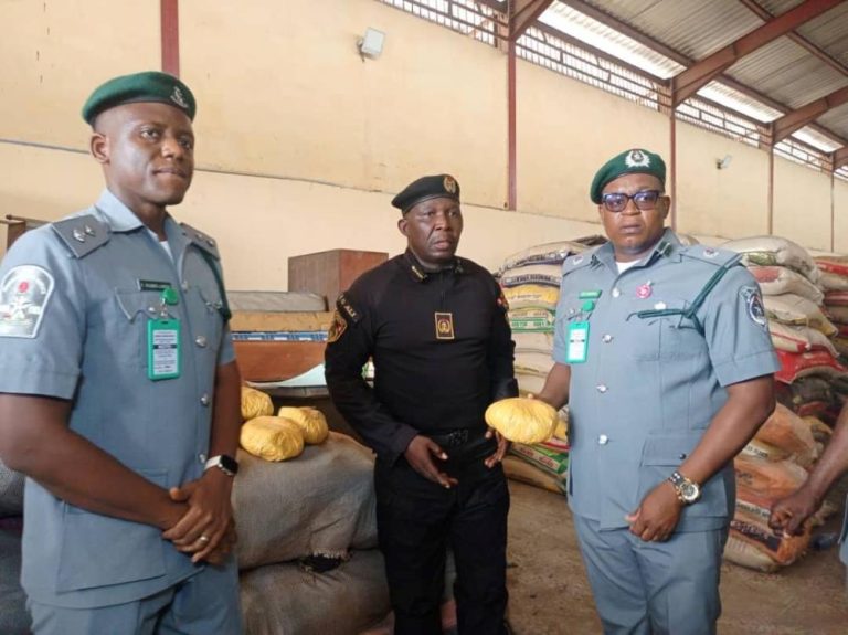 WESTERN MARINE CUSTOMS