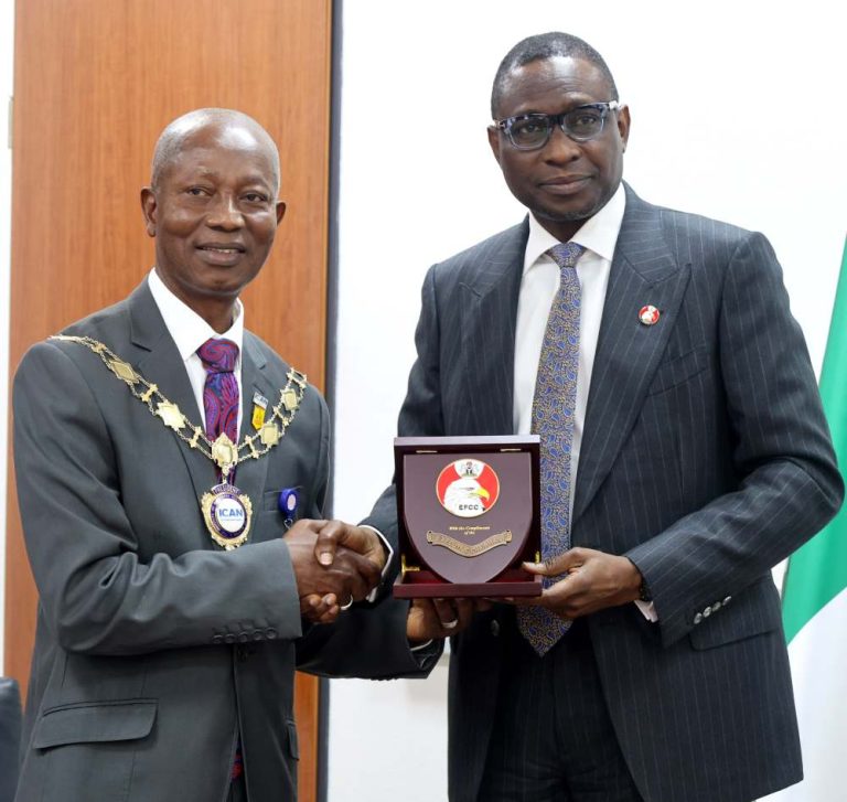 ICAN COMMENDS OLUKOYEDE 3