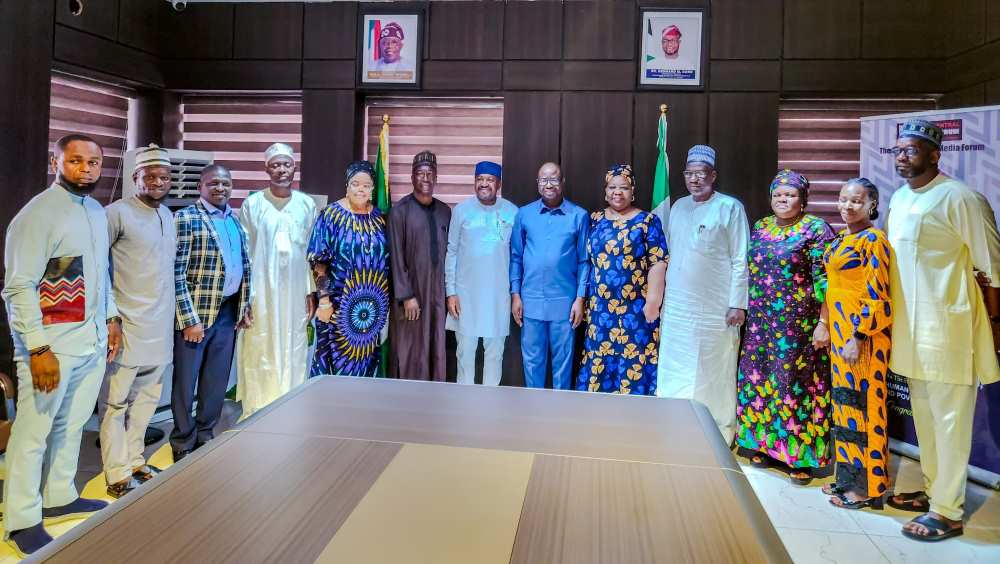 HUMANITARIAN MINISTER MEETS YAKUBU GOWON 1